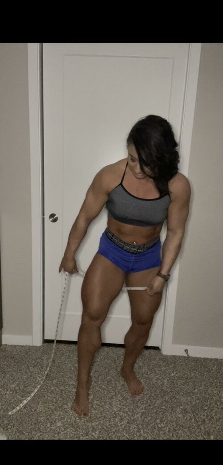 Tay Bae haut modèle archive