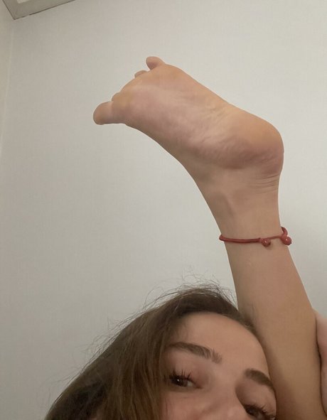 lolamoves modèle pornographique img