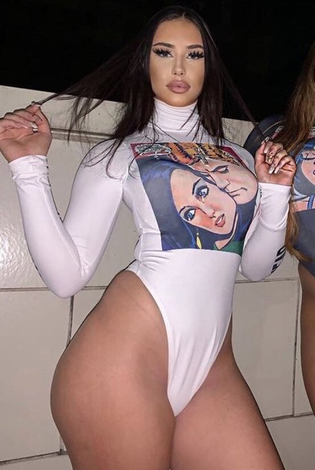 gabriellaaruiz modèle chaud collection