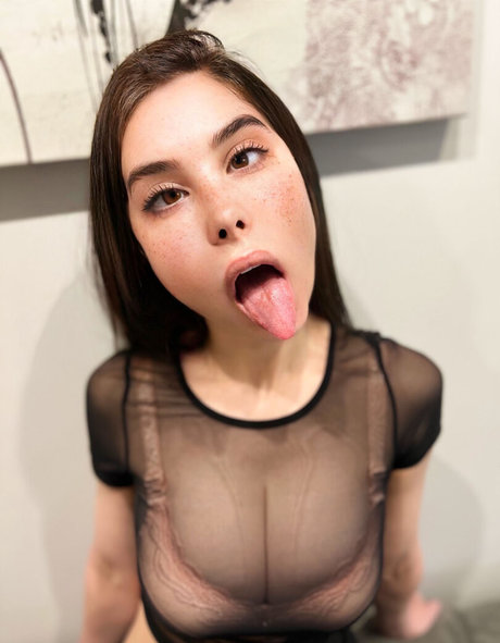 Victoria Hana Novakova star du porno chaud photo