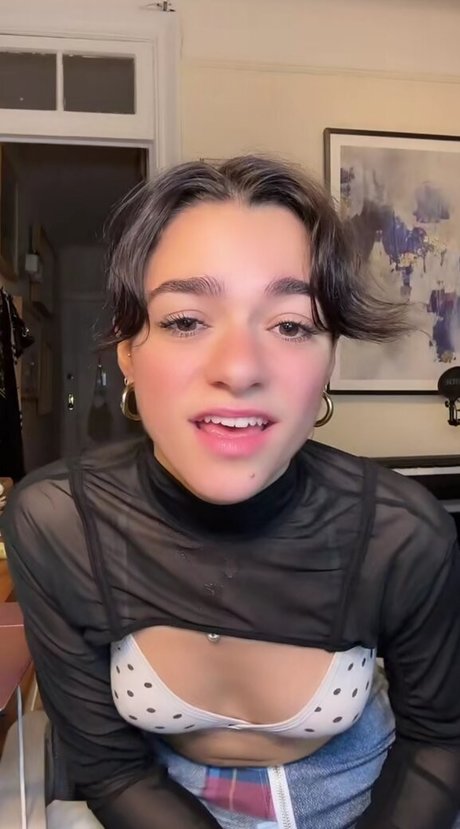 joi uniquementfans beau nu photo