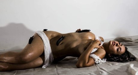 Sophie Stage nus star du porno archive