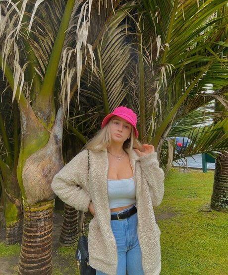 Ruby Pearl Esler star du porno xxx galeries