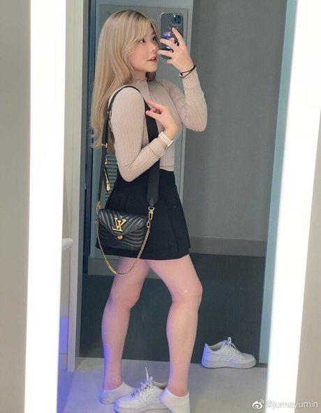 Julia Nakamura étoile de l'art images