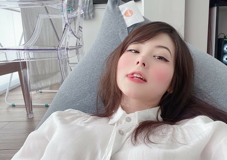 Julia Nakamura Profilfoto