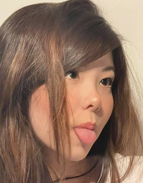 Julia Nakamura étoile gratuite galerie