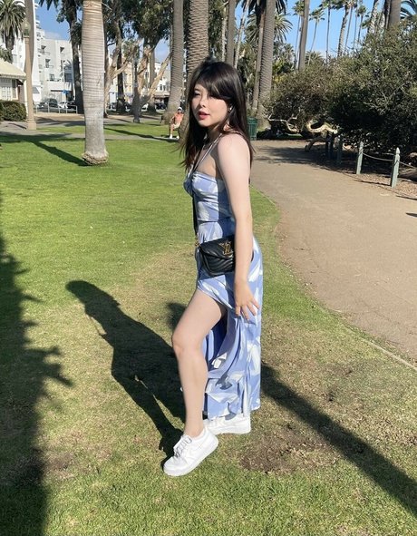 pom-pom girl nue onlyfans exclusif parfait image