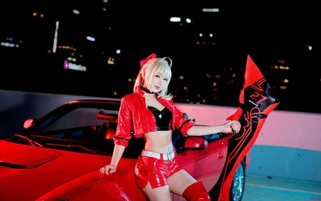 tsikyo actrice adulte img