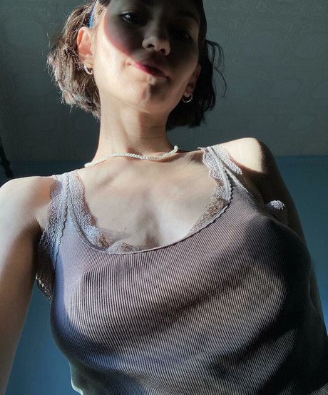 épouse infidèle onlyfans haut hd images