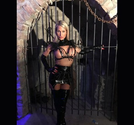 Calea Toxic xxx star du porno photos