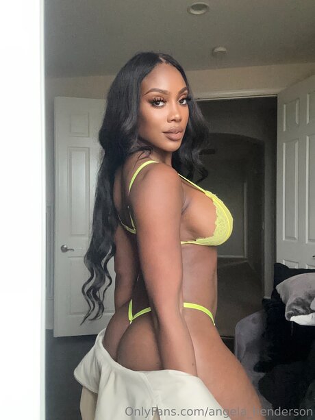 Angela Henderson sexe star photo