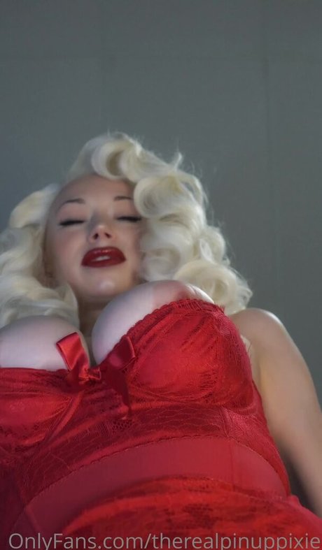 Pineup Pixie jolie actrice galeries