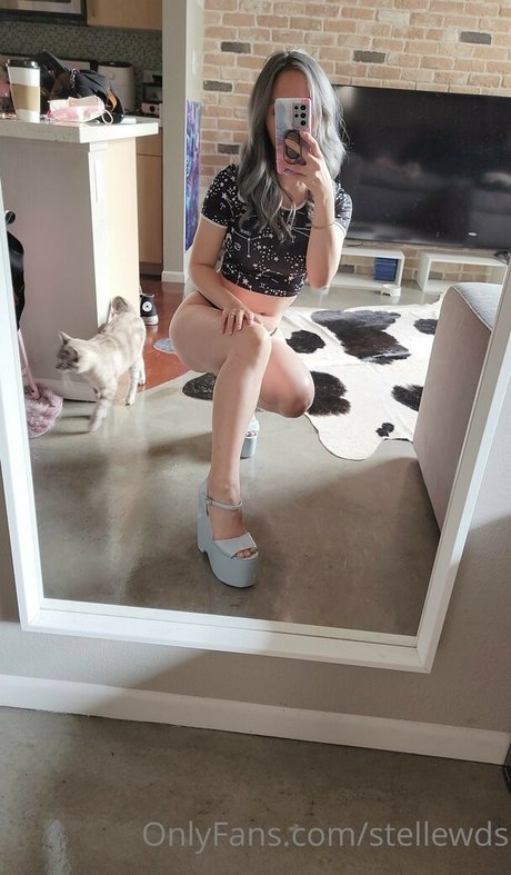 fellation publique onlyfans érotique de haute qualité photo