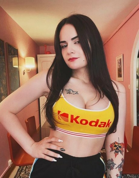 Laura Badler haut modèle des photos