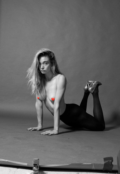 filles célèbres onlyfans sexe nu images