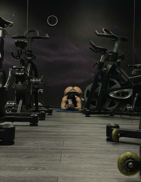 cul écarté onlyfans art supérieur galeries