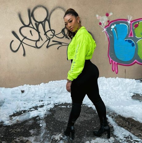 Kimberly Nguyen sexe star du porno images