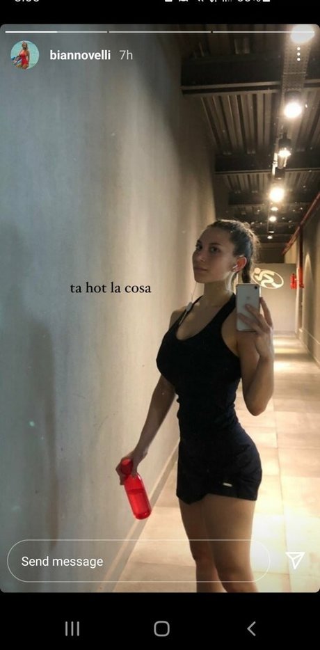 Bianca Novelli star du porno sexy photos