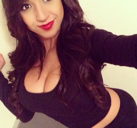 Alexandra Nicole modèle de sexe image