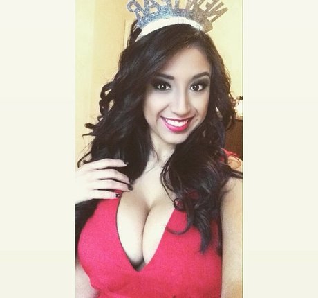 Alexandra Nicole haut de star du porno photos