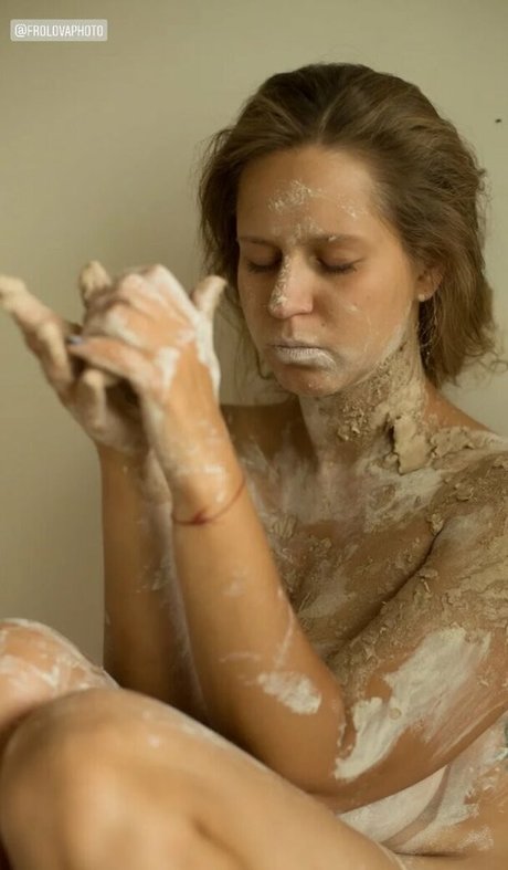 Anna Andreevna modèle pornographique archive