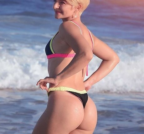 Pati Zovia nus étoiles img