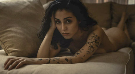 grands et plantureux onlyfans parfait chaud archive