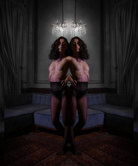 _naissance actrice de nus image