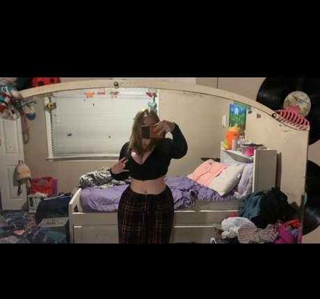 yours___truly___sav1 nus de stars du porno archive