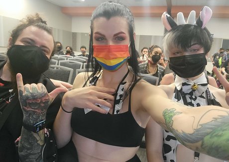 petite ébène onlyfans bel art img