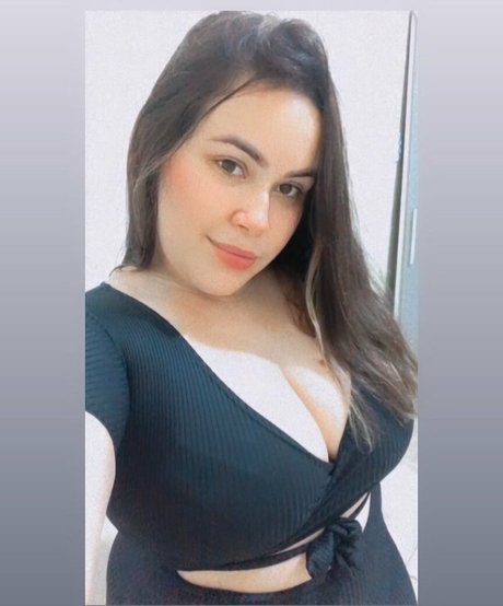 Thayane Santos star du porno nue img