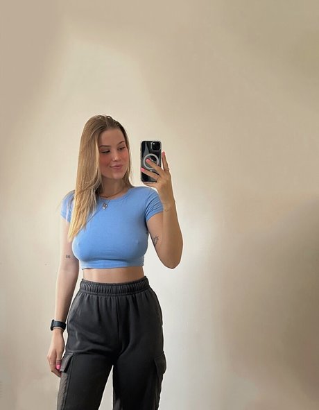 infirmière brune onlyfans chaud parfait photo