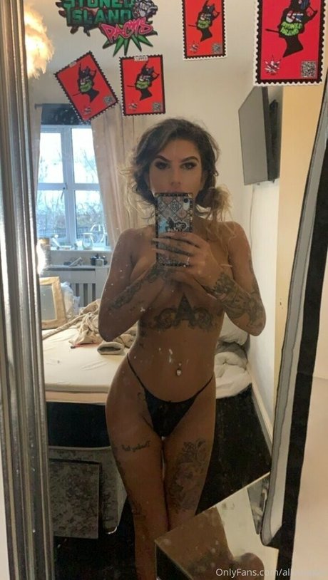 reine de pique onlyfans xxx sympa archive