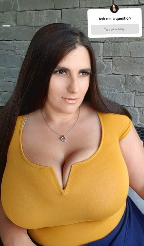 Blaga Sabeva star du porno en haute qualité photo