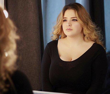 cosplay gros seins onlyfans top magnifique collection