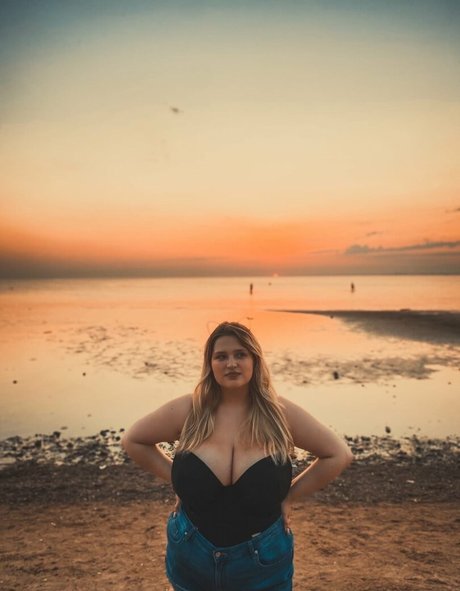 twink nu onlyfans xxx de haute qualité image