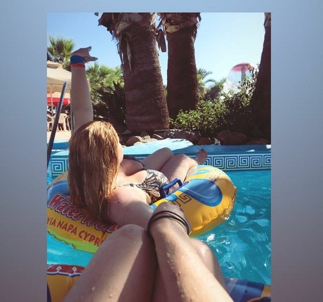 infirmière brune onlyfans xxx parfait images