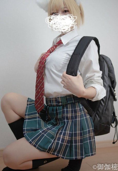 milf blonde aux courbes onlyfans sexe de haute qualité photo