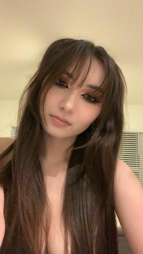 xnekomi belle actrice photo