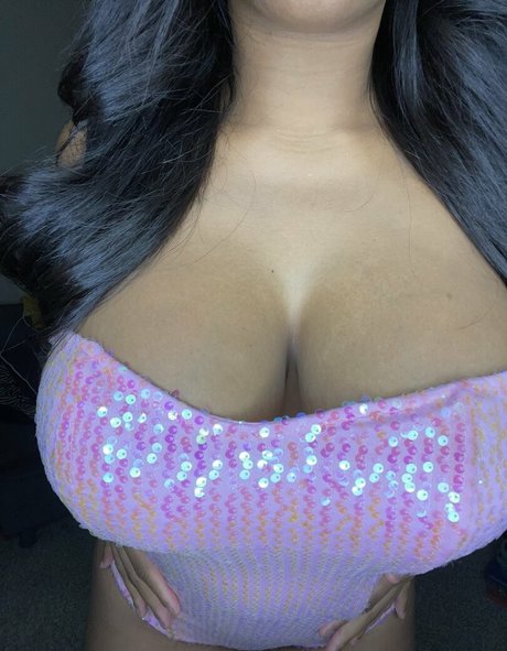 Paige Chappel haut étoile archive