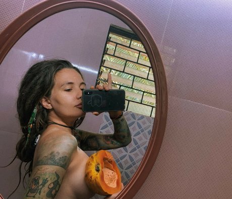 Natalia Veretennikova jolie actrice galerie