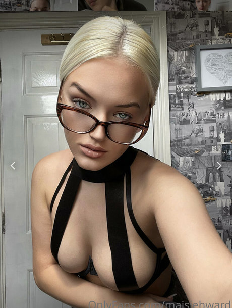 Ursexyblonde xxx étoile des photos