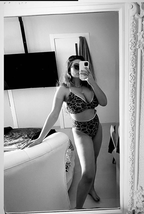 Shachar Alkoser modèle photo