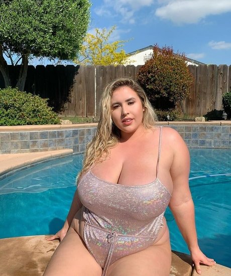 Lauren Sangster nus star du porno des photos