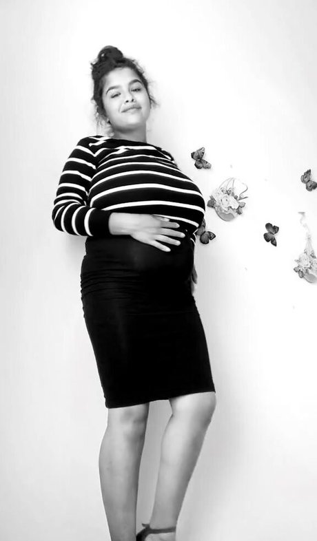 Melannia star pornographique des photos