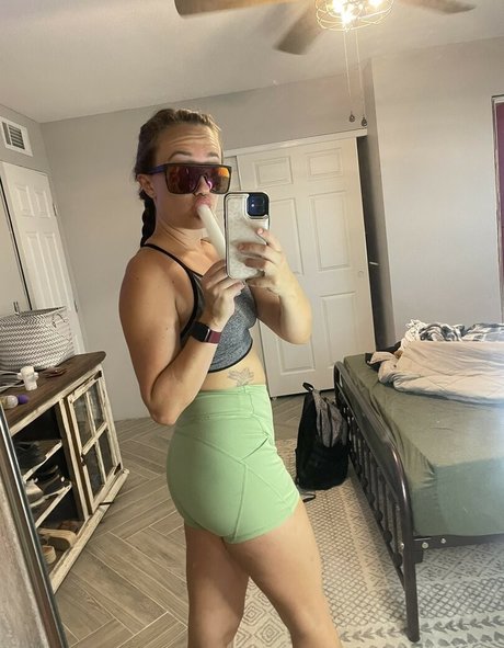 Xxxkhloekarter actrice sexy collection