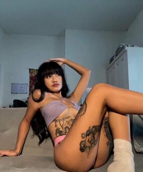 gutslaughter actrice exclusive archive