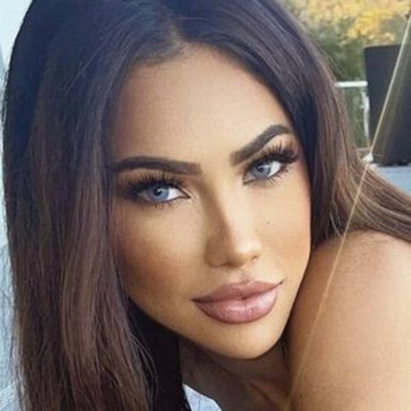 Miss Erika Gray modèle img