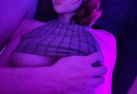 Blackamber51 star du porno gratuit des photos