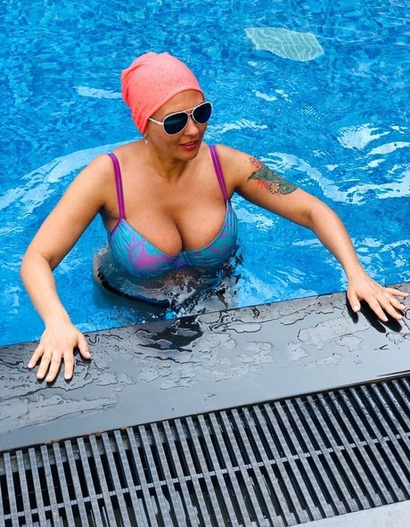 actrice onlyfans xxx de haute qualité img